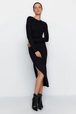 Trendyol Black Crew Neck, Fitted Midi Knitted Dress with Deep Slits