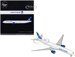Boeing 777-300ER Commercial Aircraft "United Airlines" White with Blue Tail "Gemini 200" Series 1/200 Diecast Model Airplane by GeminiJets
