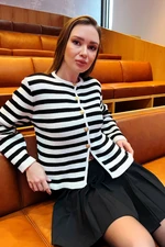Lafaba Damski Biały Paski Okrągły Dekolt Wyściełany Złoty Guzik Szczegółowy Dzianinowy Kardigan Lafaba Damski Biały Paski Okrągły Dekolt Wyściełany Złoty Guzik Szczegółowy Dzianinowy Kardigan