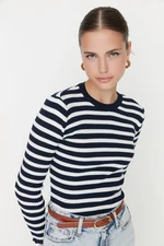 Sweter damski Trendyol Striped