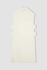 DEFACTO Regular Fit Crew Neck Vest
