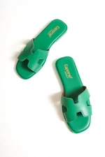 Capone Outfitters Women's Capone Skin Halsey Grass Green Slippers