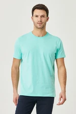 AC&Co / Altınyıldız Classics Men's Turquoise 100% Cotton Slim Fit Narrow Cut Crew Neck Short Sleeve T-Shirt