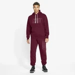 Nike Sportswear Club