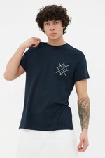 Trendyol Granatowa Regular/Normalny Krój Logo Drukowana 100% Bawełna Koszulka Z Krótkim Rękawem