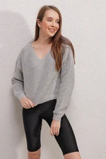 Bigdart 15814 V Neck Crop Sweater - Gray