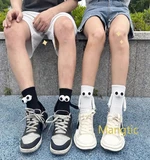 1/2pairs Catoon Magnetic Suction Hand In Hand Sock Black White Couple Cotton Sock Unisex Holding Hand Mid Tube Sock With Magnet