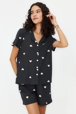 Trendyol Černá 100% bavlněná pyžama se srdcovým vzorem - krátké rukávy a šortky