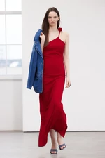 Trendyol Limited Edition Red Body-Fitting Night Long Evening Dress
