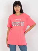 Fluo pink loose women's T-shirt with inscription