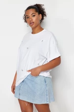 Trendyol Curve White Heart Accessory Detailed Oversize Knitted T-shirt
