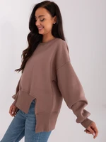 Basic brown hoodie with long sleeves