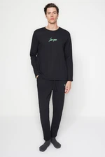 Trendyol Men's Black Regular Fit Waffles Knitted Pajamas Set.