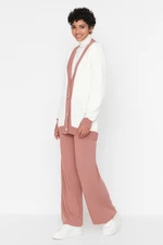 Trendyol pletená súprava s pruhovanými detailmi a sušenou ružou - Kardigan a nohavice
