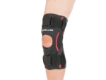 MUELLER OmniForce Adjustable Knee Stabilizer AKS-500 Ortéza na koleno L/XL MUELLER OmniForce Adjustable Knee Stabilizer AKS-500 Ortéza na koleno L/XL