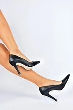 Fox Shoes Women's Black Faux Leather Thin Heeled Stilettos