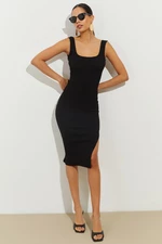 Cool & Sexy Women's Black Camisole Basic Slit Midi Dress B2467