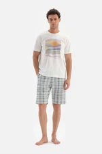 Dagi Ecru Bicycle Collar Printed Top, Checkered Bottom, and Shorts Pajamas Set