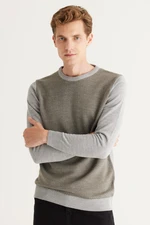 ALTINYILDIZ CLASSICS Men's Grey-Khaki Standard Fit Normal Cut, Crew Neck Patterned Knitwear Sweater.