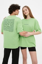 Trendyol Green Unisex Relaxed/Comfortable-cut Short Sleeved Text Printed 100% Cotton T-Shirt