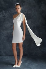 Trendyol Svadobné Biele Perlové Detailné Mašľa Svadobné/Svadobné Elegantné Večerné Šaty