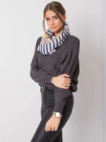 Scarf with colorful patterns