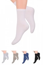 Steven 031 Dámské bavlněné ponožky 39/42 bílá