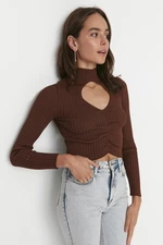 Trendyol Dark Brown Crop Cut Out Detailed Knitwear Sweater