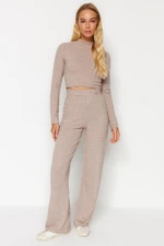 Trendyol Beige Stand-Up Collar, Soft Crop and Wide Leg/Wide Leg Knitted Top and Bottom Set Trendyol Beige Stand-Up Collar, Soft Crop and Wide Leg/Wide Leg Knitted Top and Bottom Set