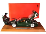 Ferrari F40 "By GTO Motors Saronno" Verde Abetone Green "Milan Auto Classics 2017" with DISPLAY CASE Limited Edition to 300 pieces Worldwide 1/18 Die