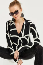 Cool & Sexy Women's Black Patterned Polo Neck Blouse