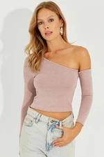 Cool & Sexy Women's Powder Gray Asymmetrical Collar Glittery Blouse