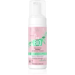Eveline Cosmetics I'm Bio jemná čisticí pěna pro suchou a citlivou pokožku 150 ml