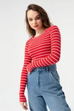 Lafaba Women's Red-ecru Corduroy Long-Sleeve Crop Top