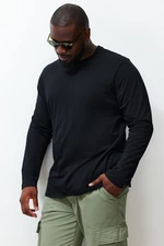 Trendyol Black pánske tričko plus size pohodlné 100% bavlnené tričko s dlhým rukávom regular / regular fit.