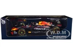 Red Bull Racing RB18 1 Max Verstappen "Oracle" Winner F1 Formula One "Italian GP" (2022) with Driver Limited Edition to 374 pieces Worldwide 1/18 Die