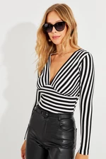 Cool & Sexy Women's Black and White Striped Blouse