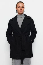 Trendyol Black Oversize kabát se širokým střihem s páskem