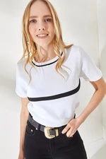 Olalook Women's White Striped Crewneck Knitwear Blouse