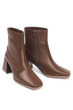 Capone Outfitters Blunt Toe Side Zipper Women's Boots