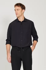 AC&Co / Altınyıldız Classics Men's Black Easy-Iron Comfort Fit Wide Cut Classic Collar Shirt