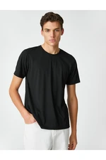 Koton Basic T-shirt Crew Neck Short Sleeves Label Detailed