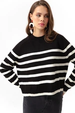 Lafaba Women's Black Oversize Striped Knitwear Sweater