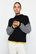 Trendyol Black Color Block Pletený sveter