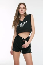 Trendyol Black Ripped Mini Denim Shorts
