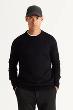 AC&Co / Altınyıldız Classics Men's Black Standard Fit Normal Cut Crew Neck Jacquard Knitwear Sweater.