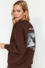 Trendyol Brown Thick Fleece Interior Printed on the Back Cycling Collar Regular Fit Knitted Sweatshirt