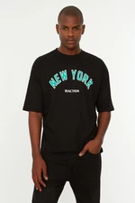 Trendyol Black Men's Oversized Fit Crew Neck Short Sleeved Printed T-Shirt