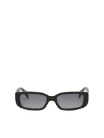 Czarne okulary przeciwsłoneczne o prostokątnym kształcie