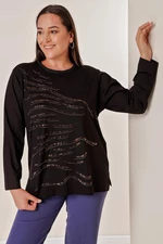 By Saygı Plus Size Blouse With Stone Print And Foils On The Front With Long Sleeves.